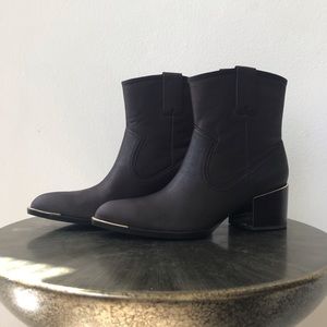 Women’s Walk Over “Lori” Boots
